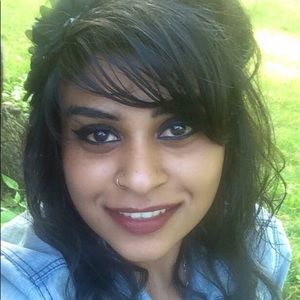 Meet your Posher, Kamini